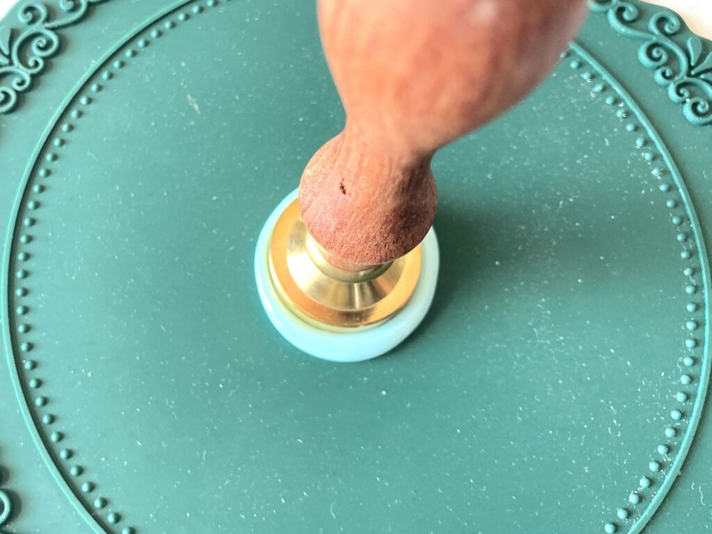 スタンプを押す